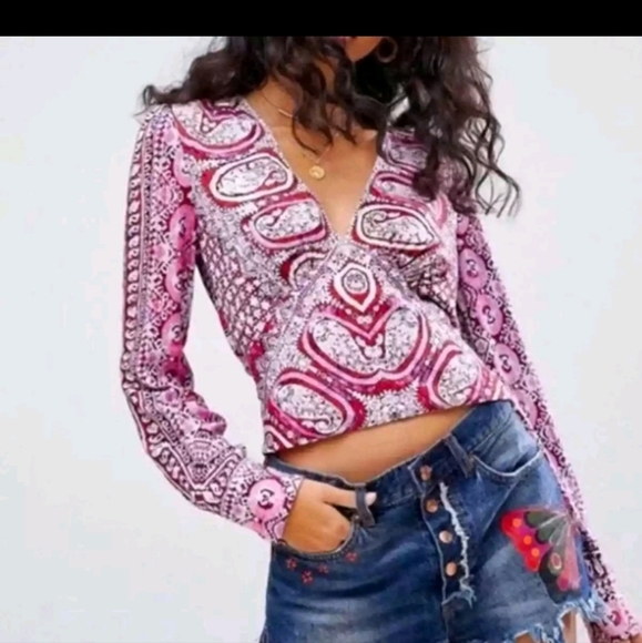 FREE PEOPLE Wild and Free Paisley Crop Top Pink Purple small - Picture 1 of 6